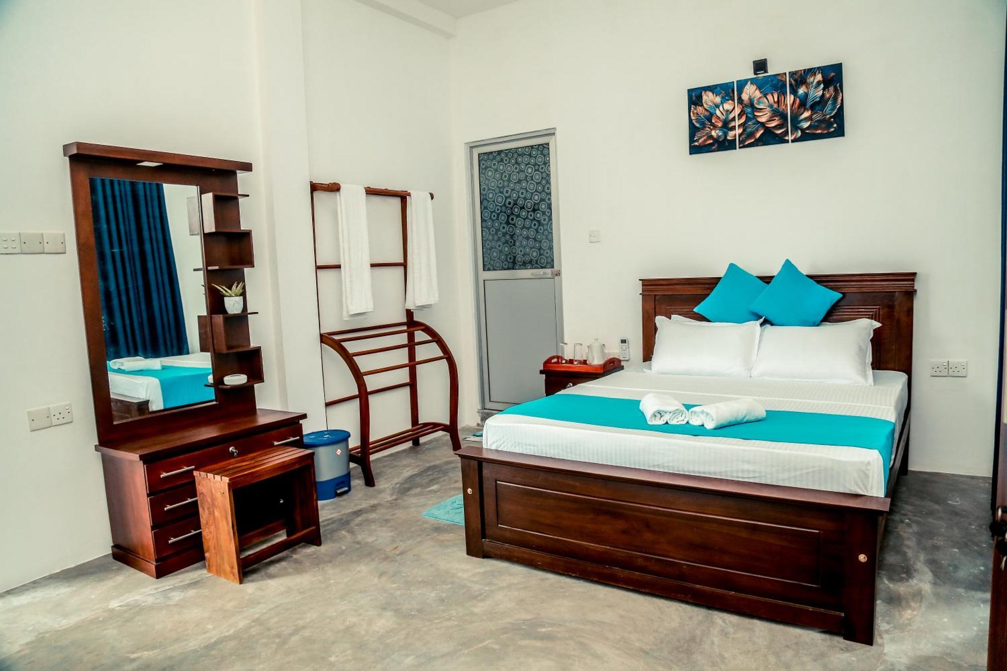 Painkiller Hiriketiya Apartment Dickwella Exterior photo